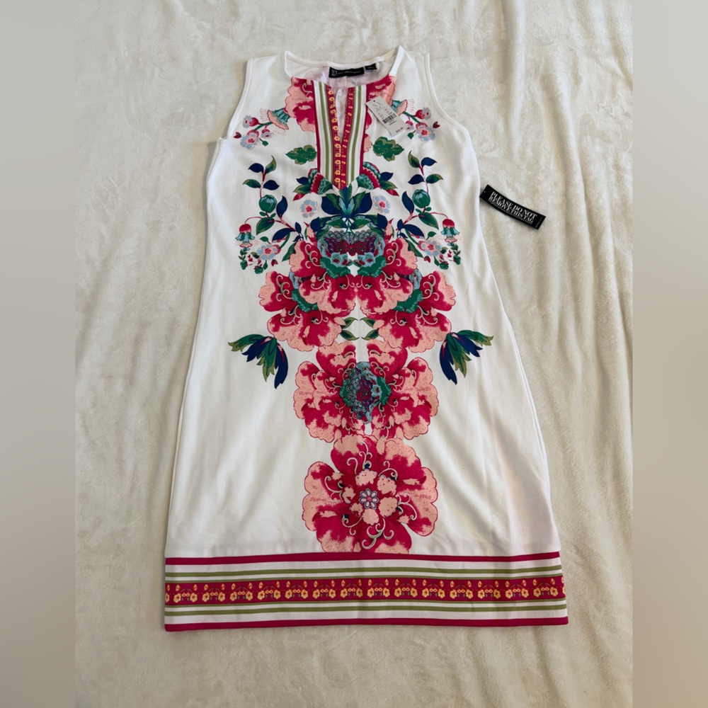 New York & Co Size XS Sleeveless Dress. NEW w/ tags.  White w/ pink & multicolor